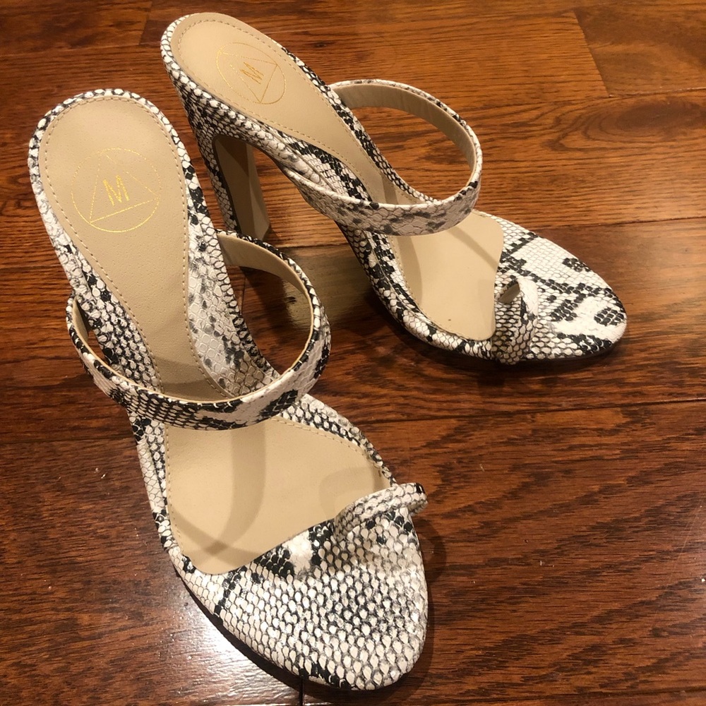 NEW Snakeskin Strap Heels